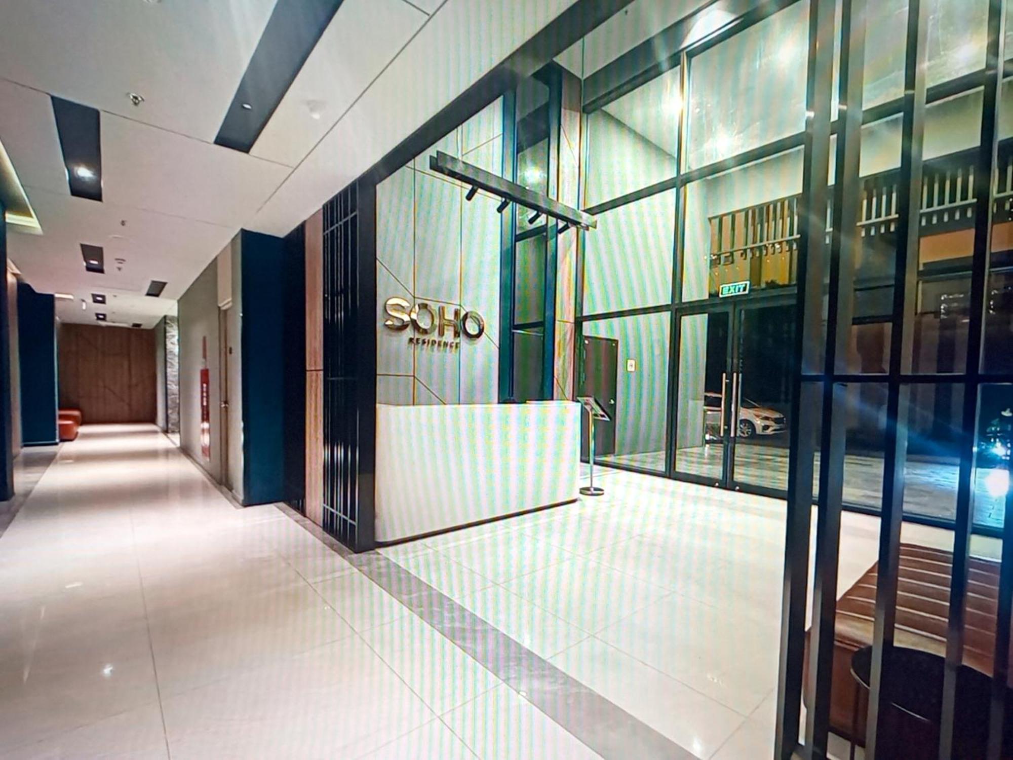 Oasis & - Soho - District 1 * Ho Chi Minh City